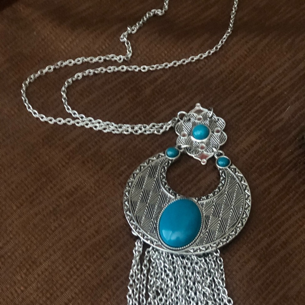 NWT Lia Sophia Silver Turquoise necklace